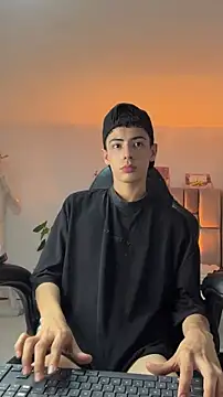 Sebastian_Reed webcam