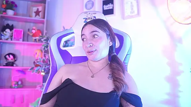 issa_monterrey_ webcam