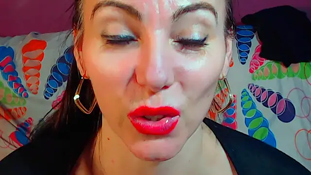 milflovelyxxx webcam