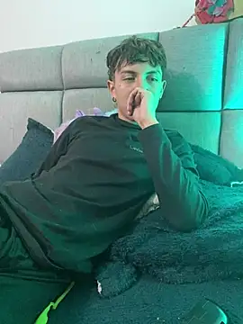 NaytonFreeman webcam