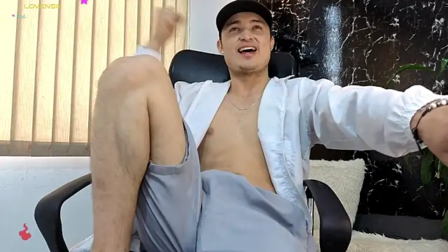 Alexander_ferre webcam