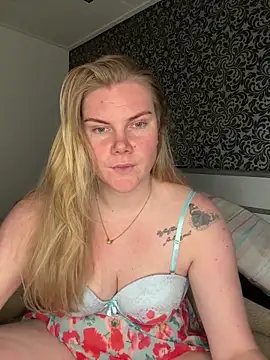 SexyBlondJoanna webcam