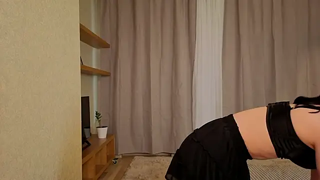 NikkyBee_ webcam
