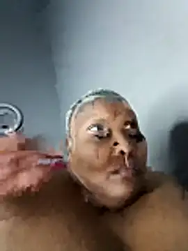 fatafricanqueen webcam