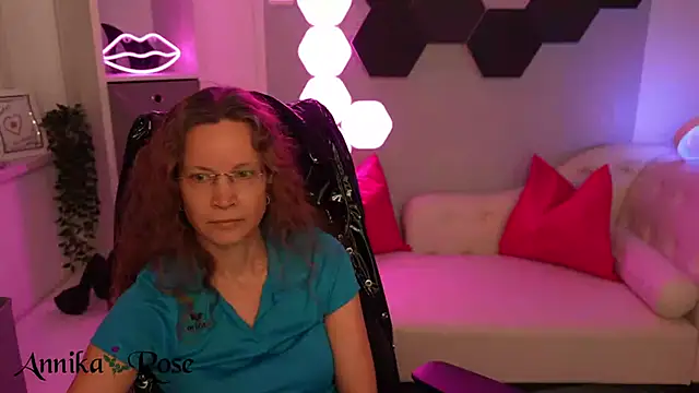 AnnikaRose webcam