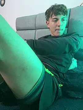 NaytonFreeman webcam