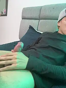 NaytonFreeman webcam