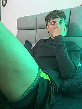 NaytonFreeman webcam