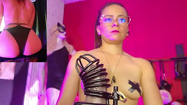 MistressSlut1 webcam