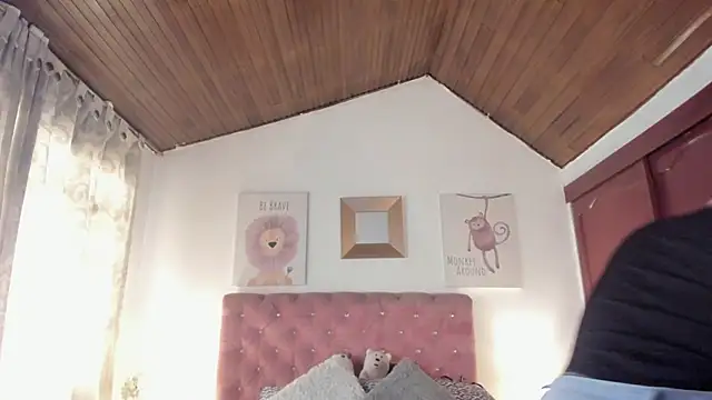 CelessteRedds webcam