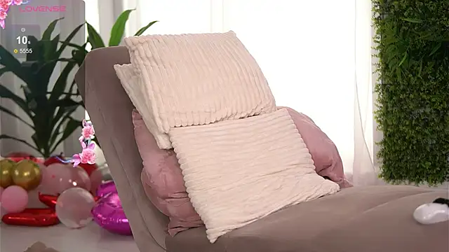 freyaheart - FreyaHeart's free webcam - UK Sex Cams