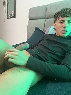 NaytonFreeman webcam