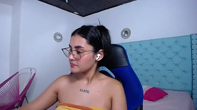 kathe-mills235 webcam