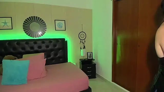 LolaVillalobos webcam