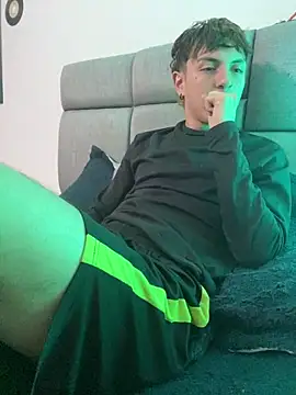 NaytonFreeman webcam