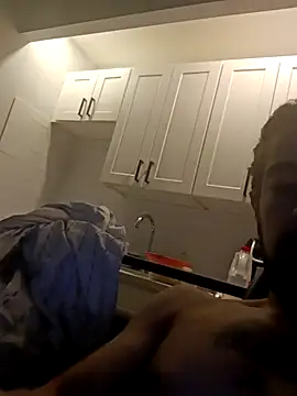 Handsomelyurs webcam