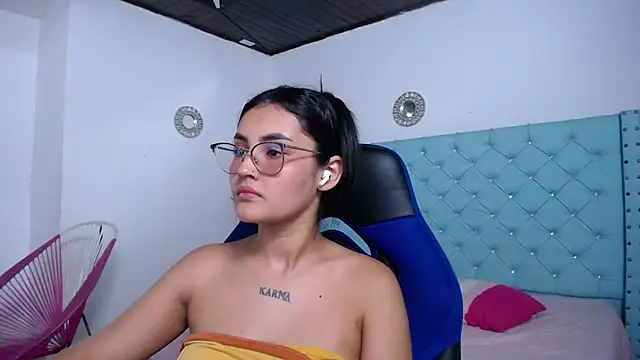 kathe-mills235 webcam