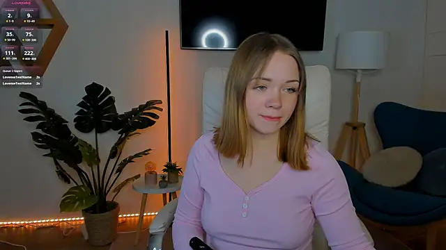 Kiss_Moon webcam