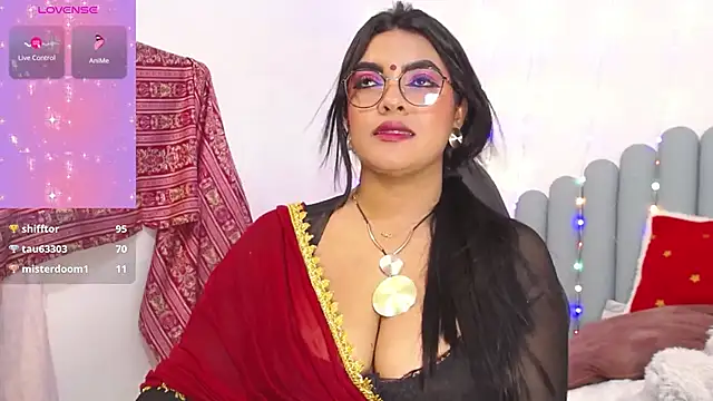 lakshmiraniii webcam