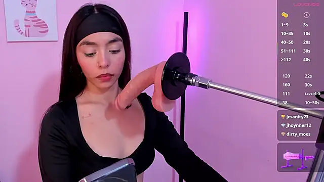 lanna_brunette webcam