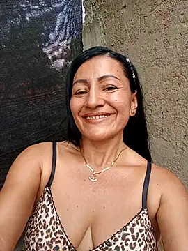 maturexxxnaughty webcam