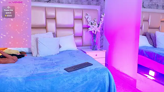 SelennaCooper webcam