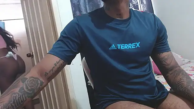 hot_and_naughty_latin webcam