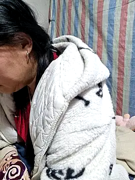 yoowwmr - Yoowwmr's free webcam - UK Sex Cams