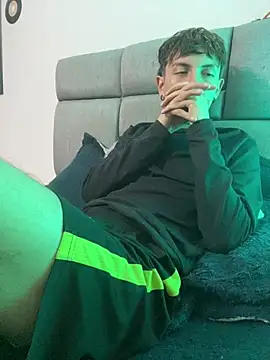 NaytonFreeman webcam