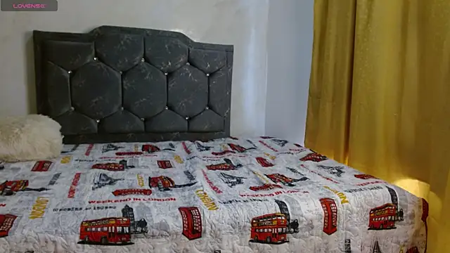 Valentina_dmg webcam