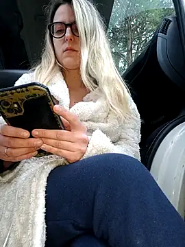 dolcehelena993 webcam