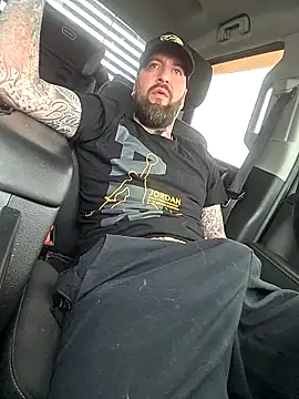 Beardedtattood webcam