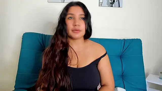 Victoria_Rosee webcam