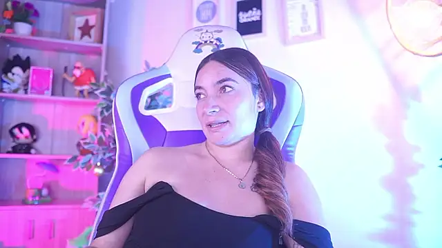 issa_monterrey_ webcam