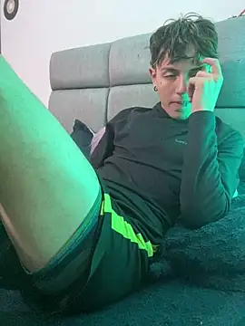 NaytonFreeman webcam