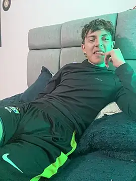 NaytonFreeman webcam