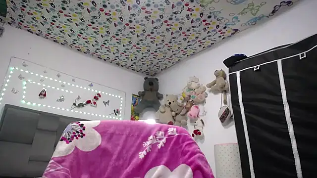 Sharloth_milf webcam