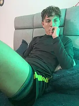 NaytonFreeman webcam