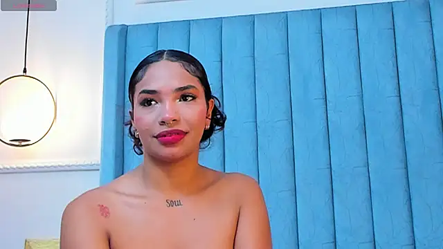 Scarlett-Banner webcam