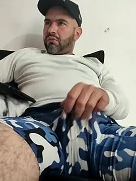 hairyandbigmann webcam