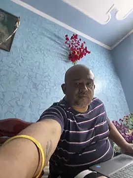 Dick_6inches_Delhi webcam