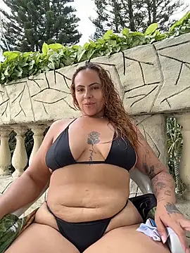 Chloe_Leaozinho from StripChat is Freechat