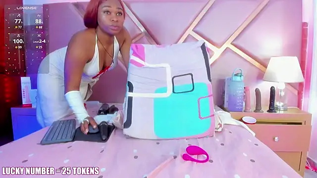 SophieSinclair webcam