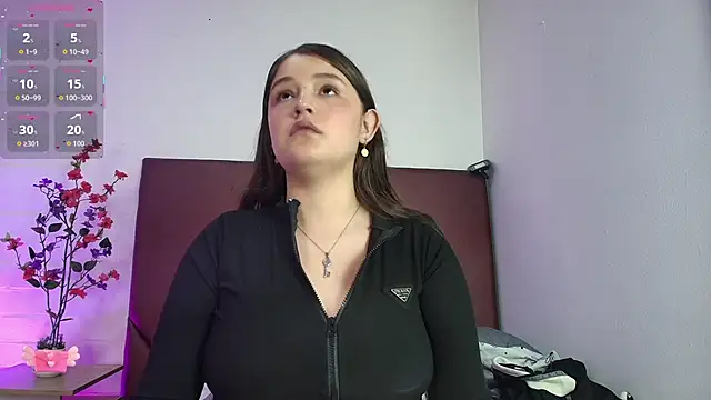 Krystal_Heartss webcam