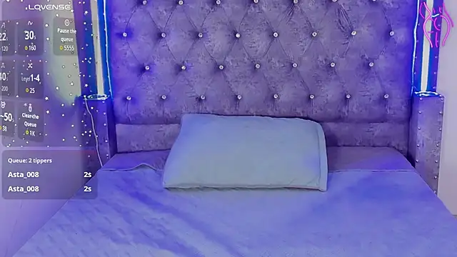 Naughty_Elegance webcam