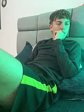 NaytonFreeman webcam