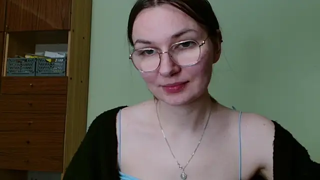 LooveELLYx webcam