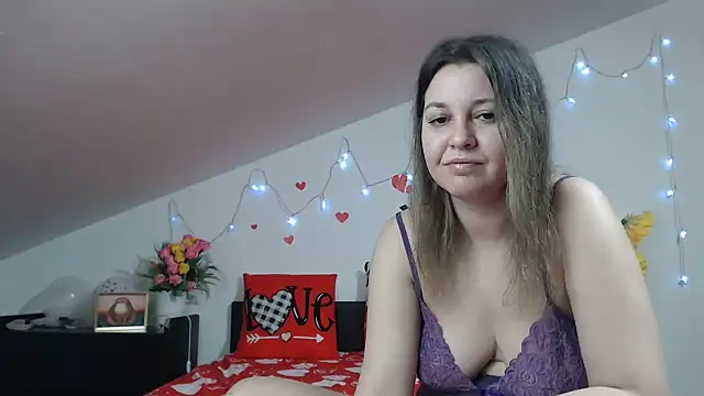 SweetMaddy888 webcam