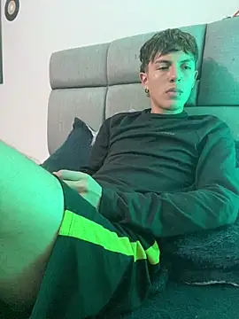 NaytonFreeman webcam