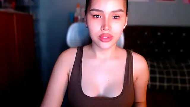 itsAsianFucker webcam
